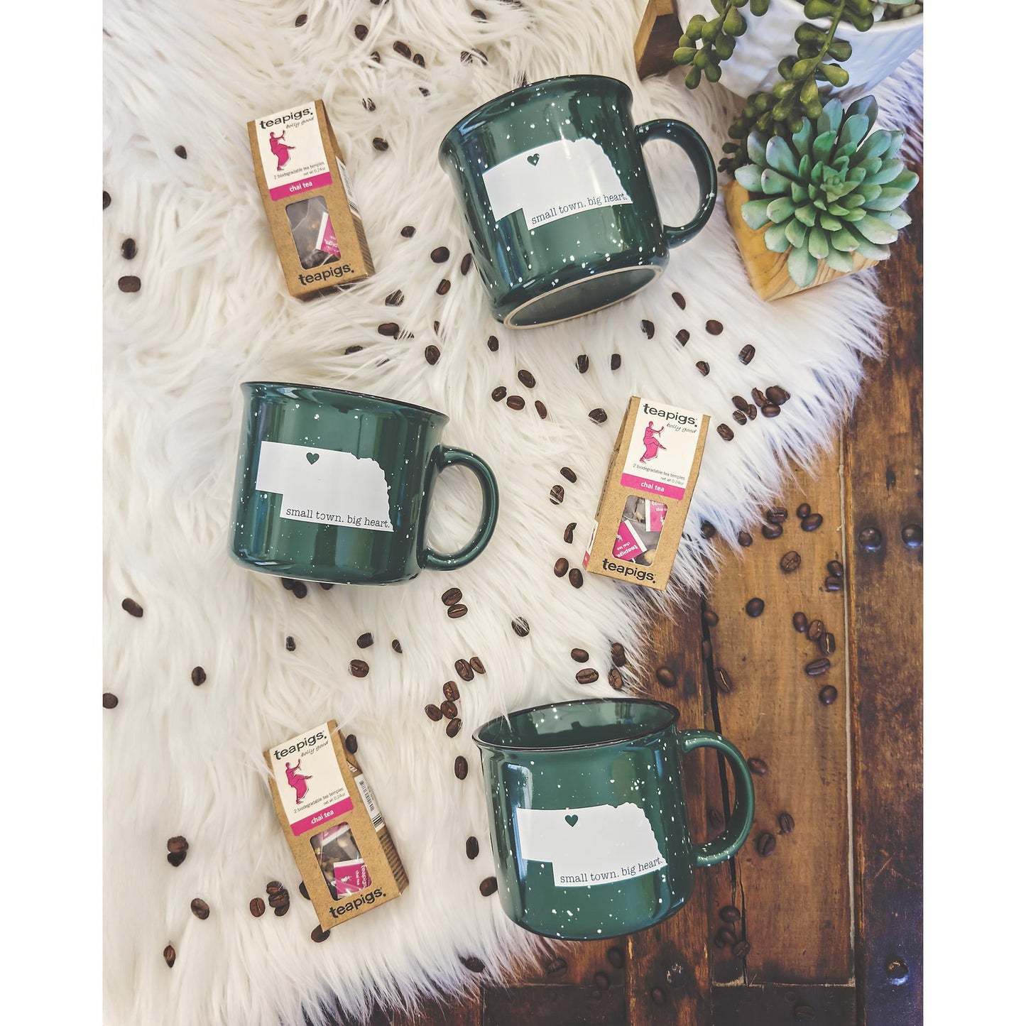 15oz Green Speckled “Small Town. Big Heart.” Valentine, Nebraska Campfire Ceramic Mug