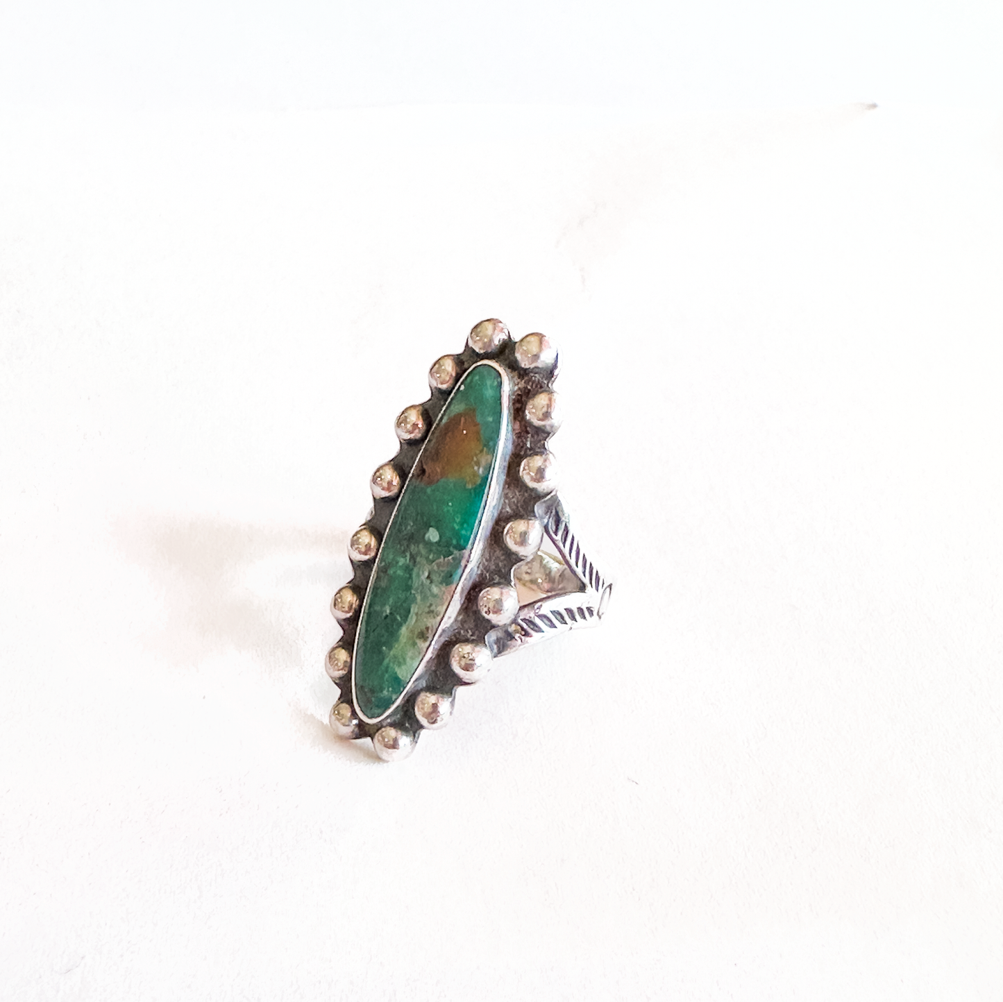 Vintage Navajo King's Manassa Turquoise Ball Bead Arrow Stamped Sterling Silver Ring - Size 6.5